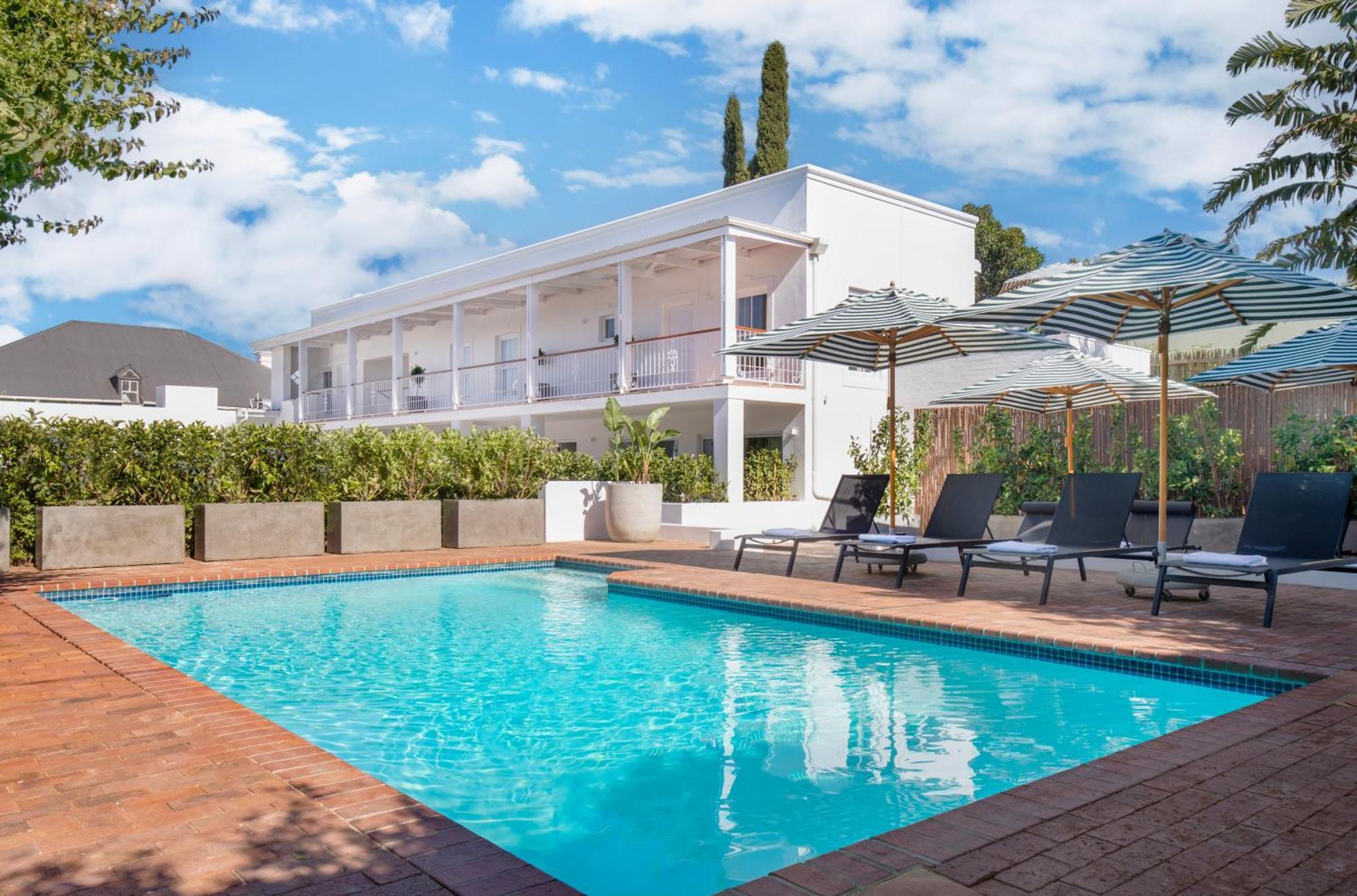 Middedorp Apartment *